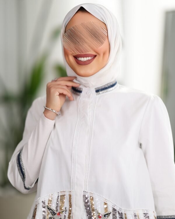 بلوزه بنقشات مطرزه